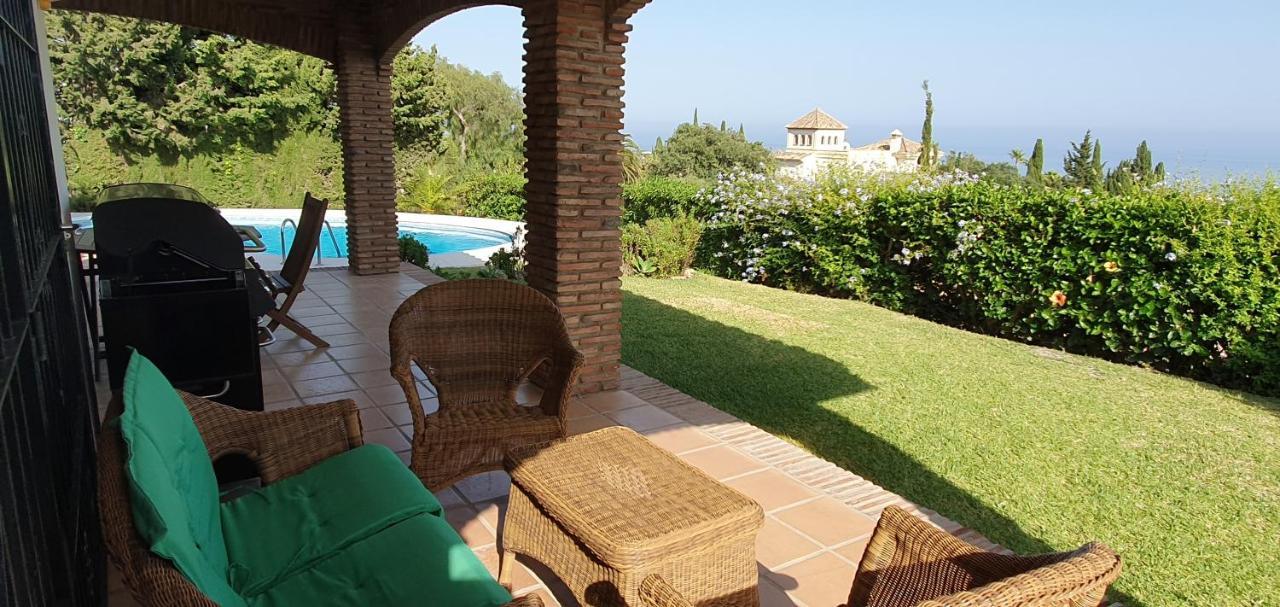 Sea View Villa With Pool, Near Beach In Calahonda, Marbella Area Mijas Kültér fotó